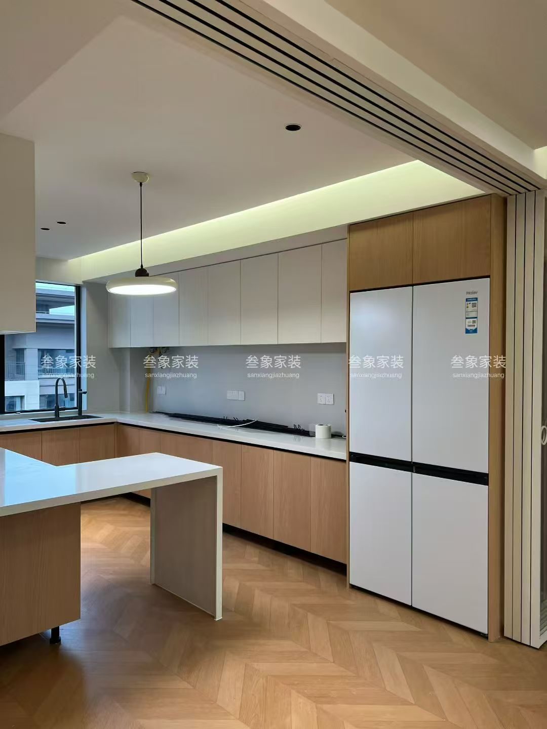 申泰跃龙门·原木风实拍6